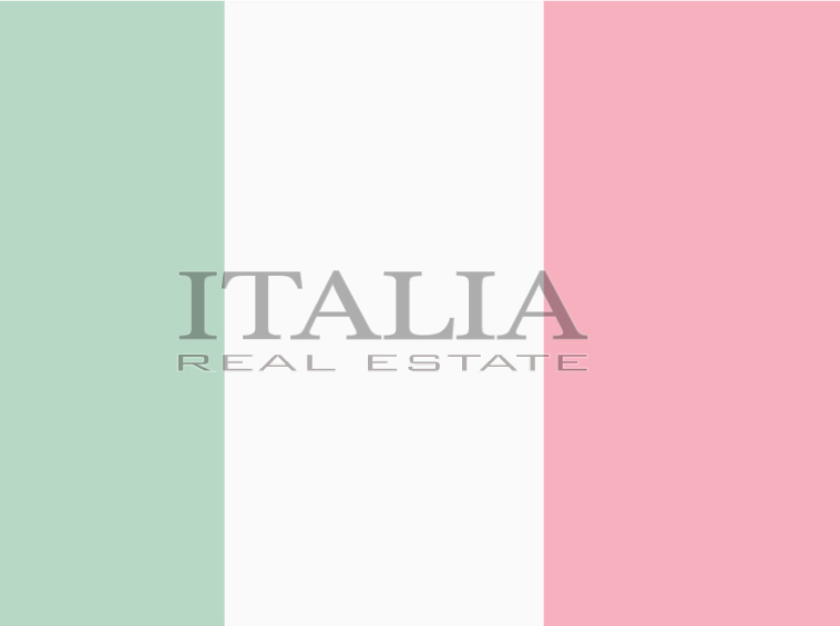 Trilocale in Milano, via Gozzoli. Libero al rogito.